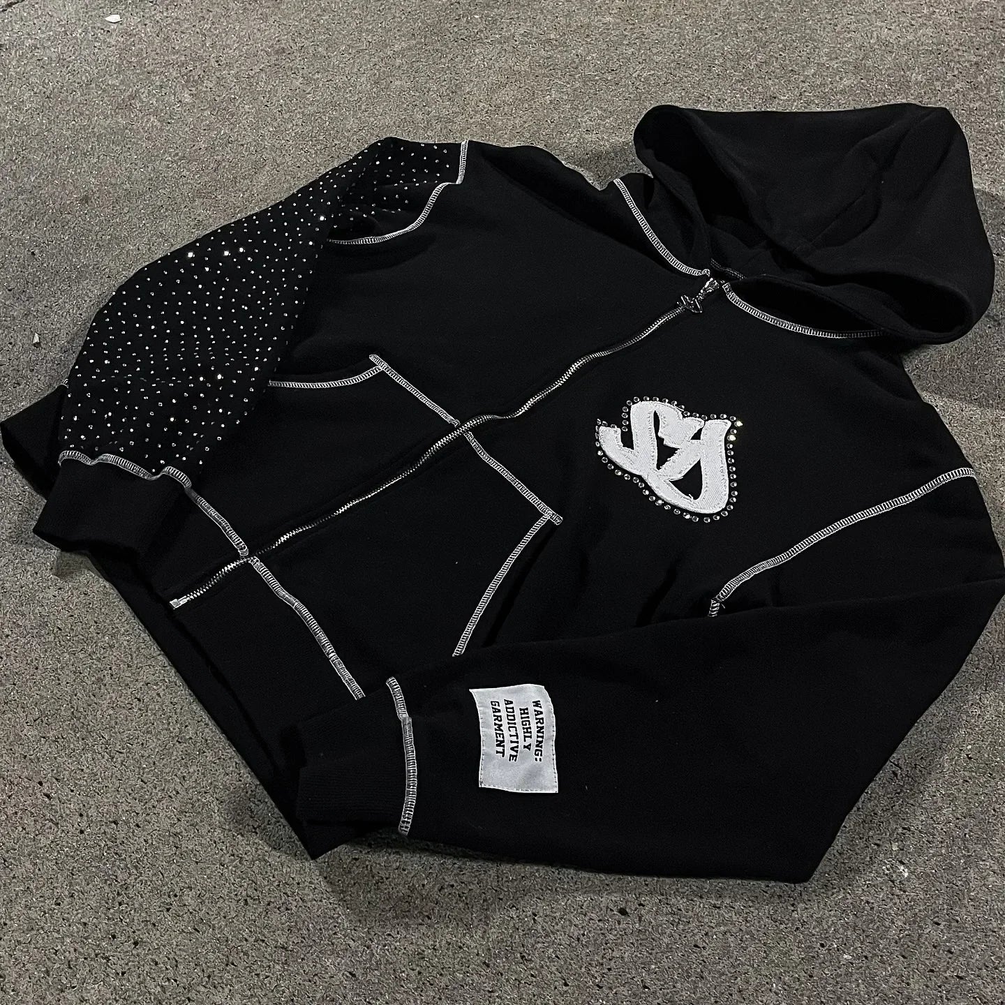 3 HOODIE