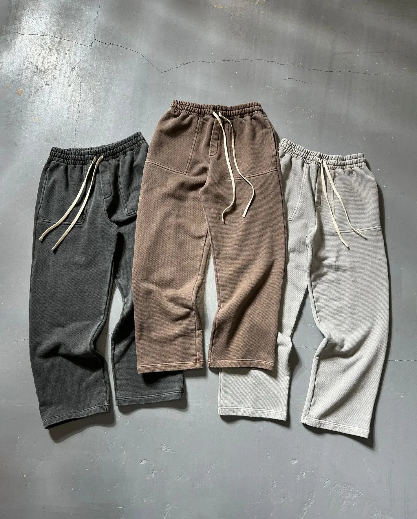 SOLID JOGGERS