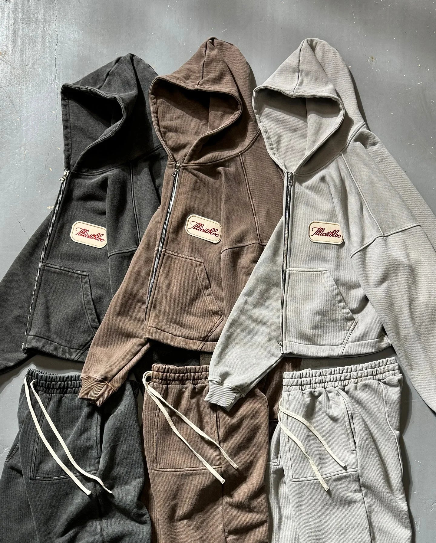 SOLID JOGGERS
