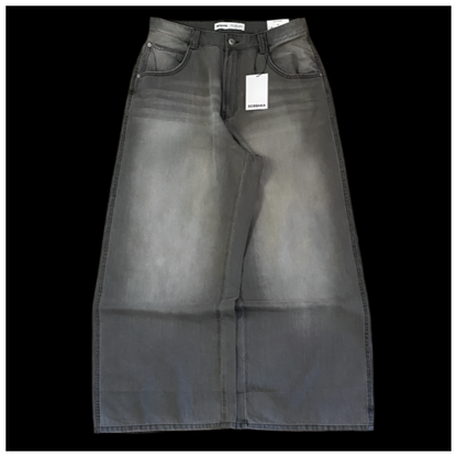 OVERSIZED JEANS