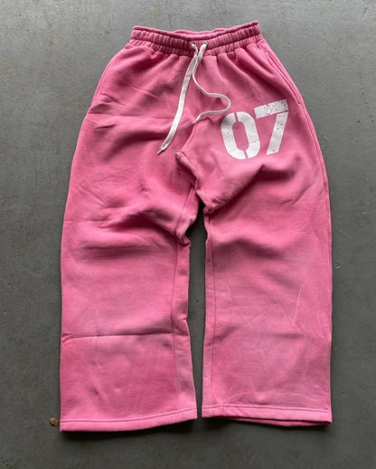 07 sweatpants