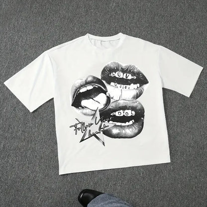 GRAPHIC TEE